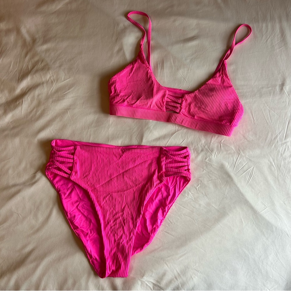 Hot Pink Ribbed Bikini Set – Size Medium